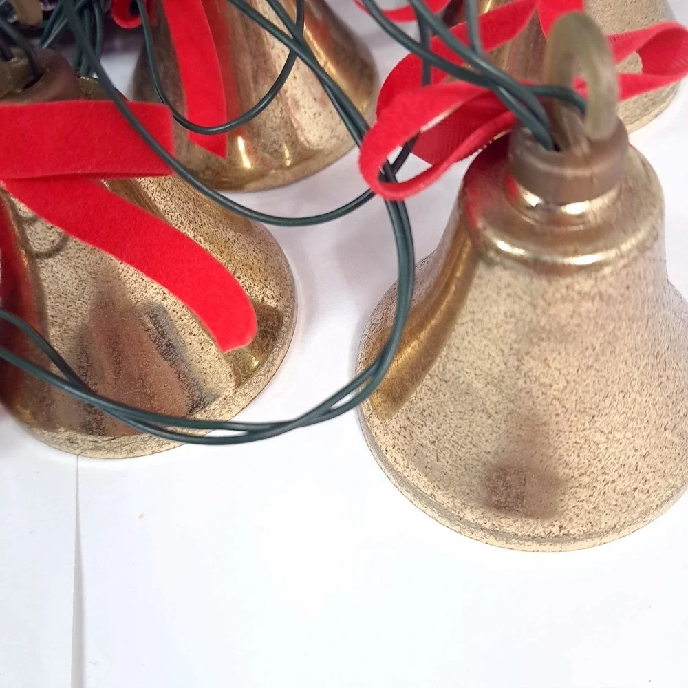 Mr Christmas BELLS OF CHRISTMAS 10 Lighted Musical Brass Bells 21 Carols 1992